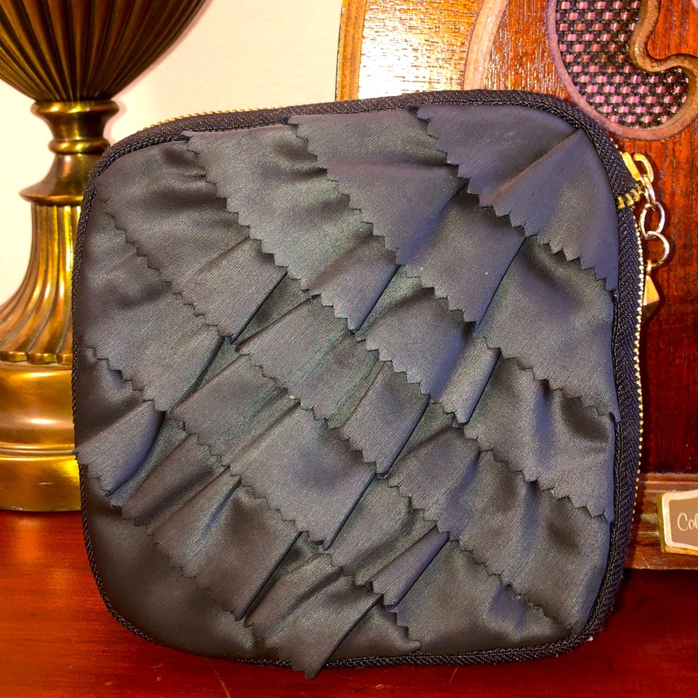 Christian Siriano Victoria's Secret Pouch